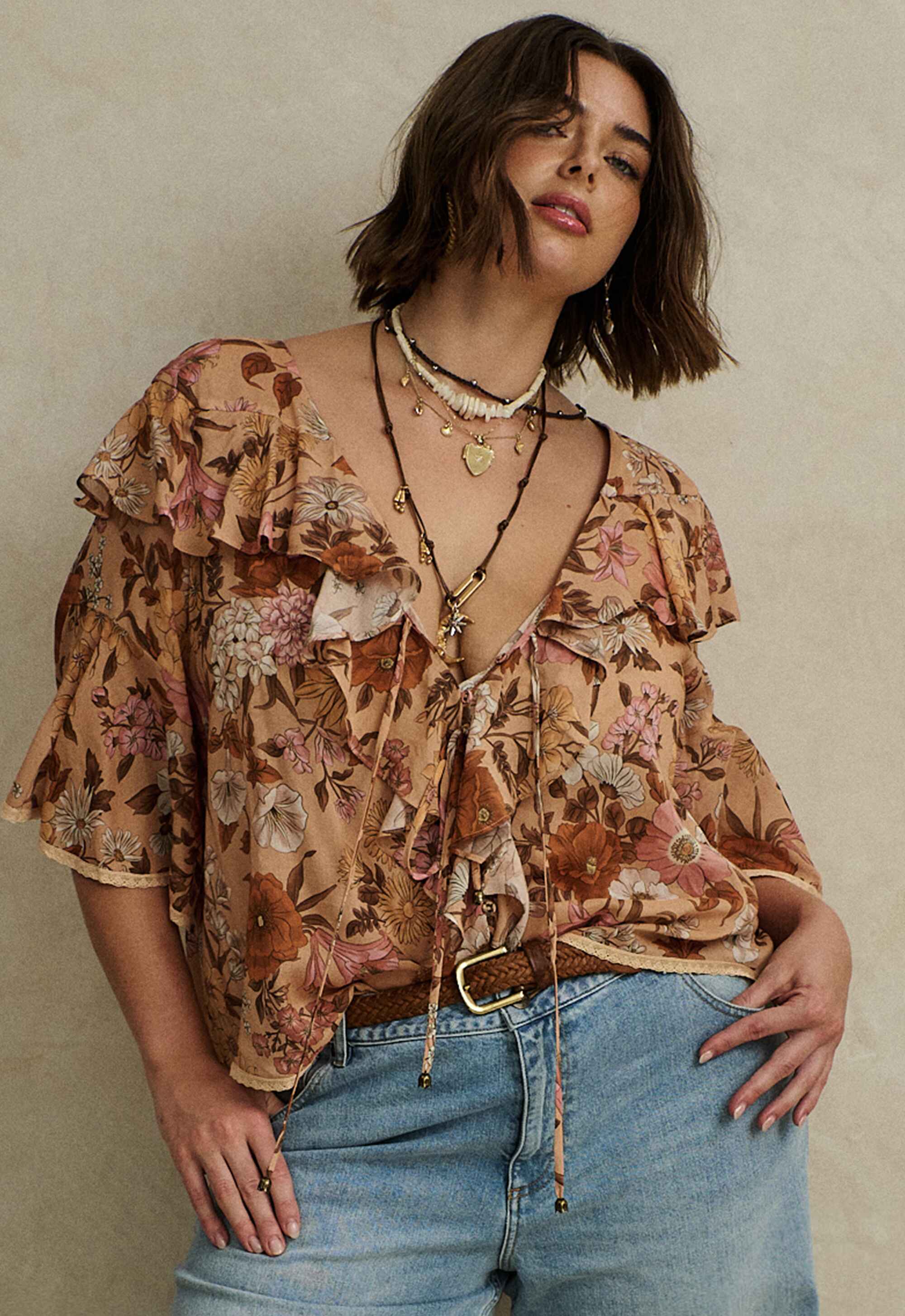 Stealing Beauty Short Sleeve Blouse - Image 3
