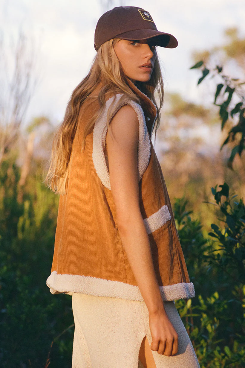 Summit Cord Vest - Image 4